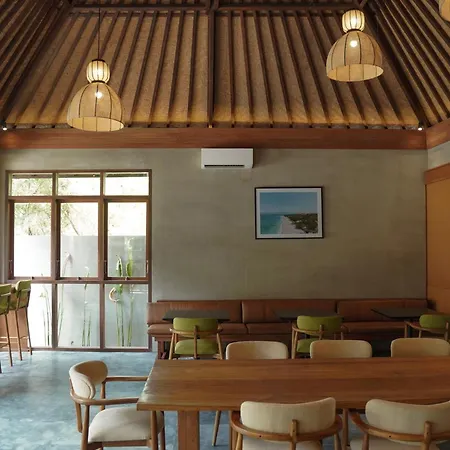 Kalm Lembongan